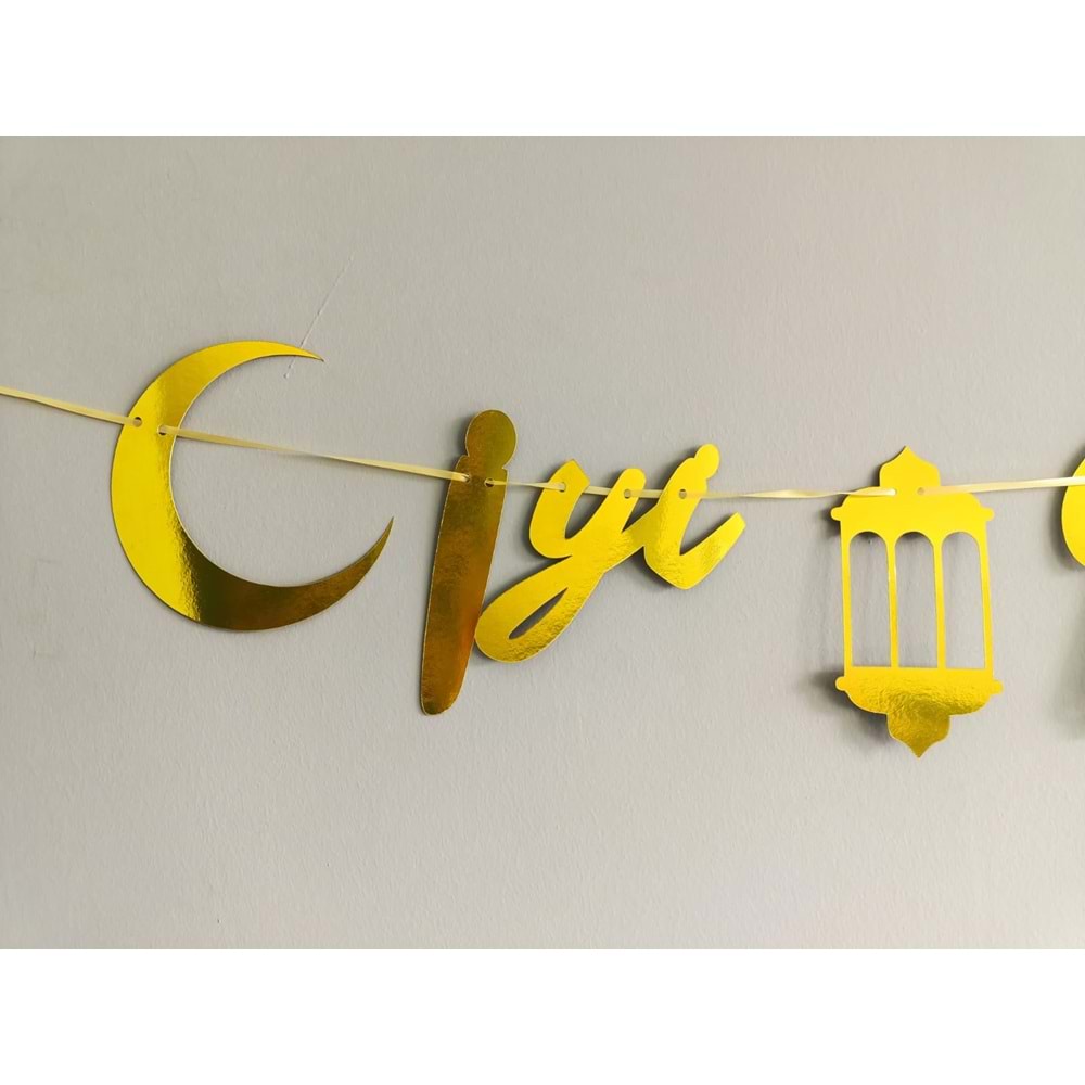 İyi Bayramlar Yazılı Metalik Gold Ramazan Bayramı Altın Renginde Ipli Süs Yazı Banner