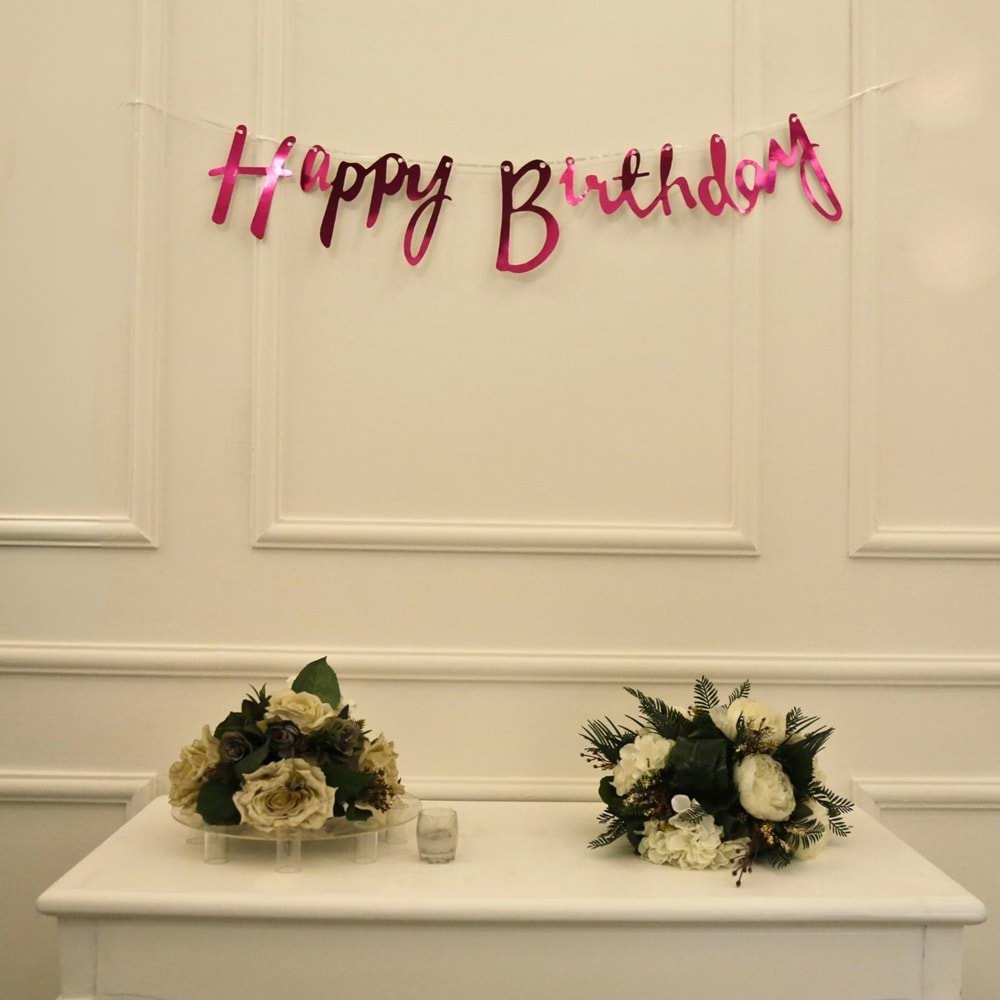 Fuşya Renkli Happy Birthday El Yazısı Banner