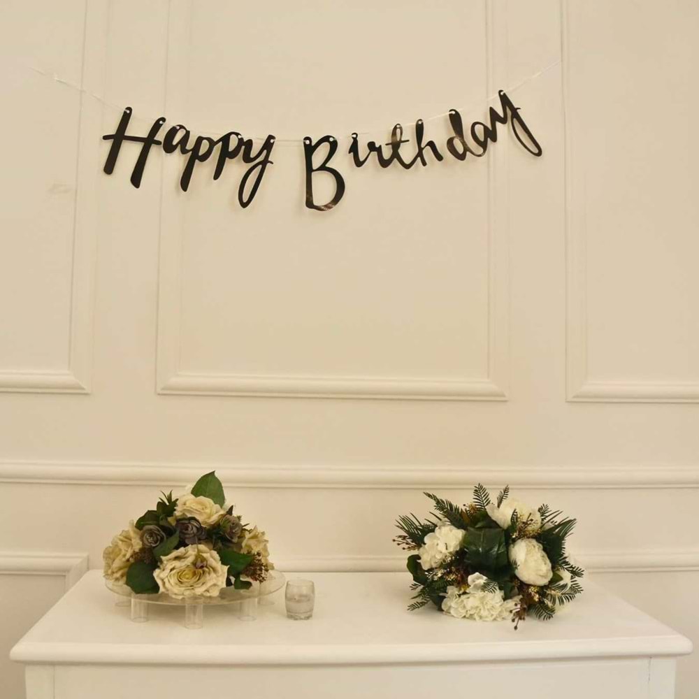 Siyah Renkli Happy Birthday El Yazısı Banner