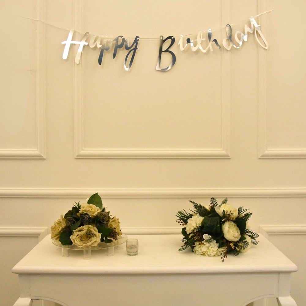 Gümüş Renkli Happy Birthday El Yazısı Banner
