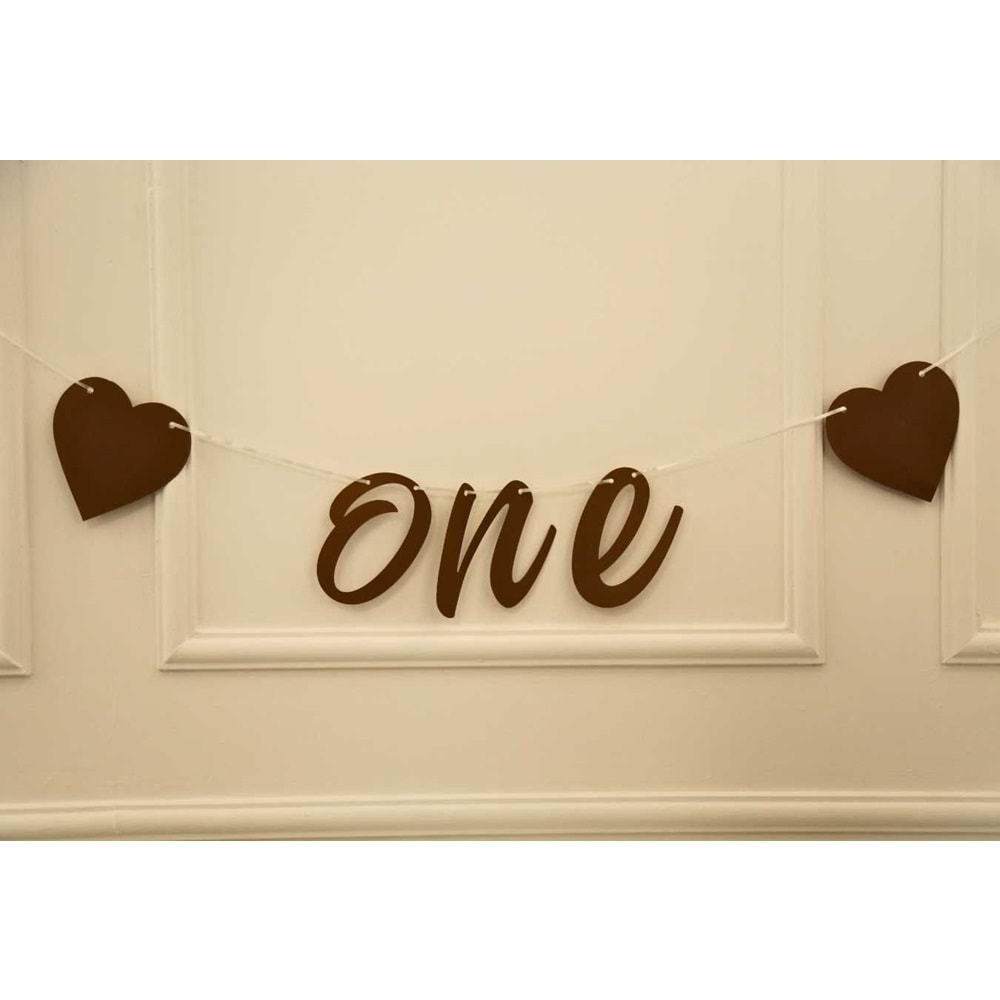 ONE Yazılı Craft Renk Banner İpli Duvar Süsü 1 Yaş Parti Süsü Ve Kalpli Üçgen Flama İkili Set